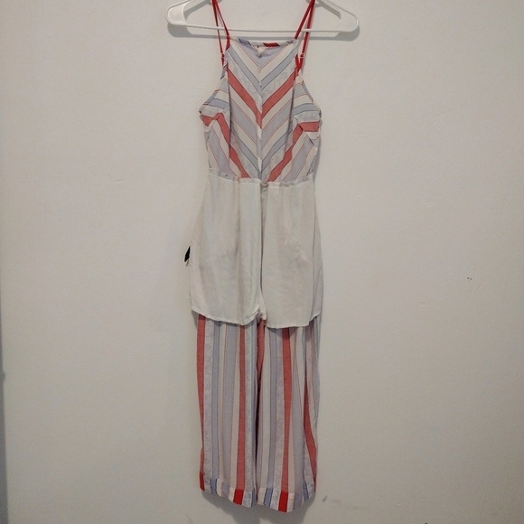 Express - Striped Cropped Jumpsuit - Picture 13 of 16